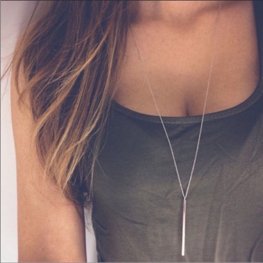 Simple Silver Bar Necklace